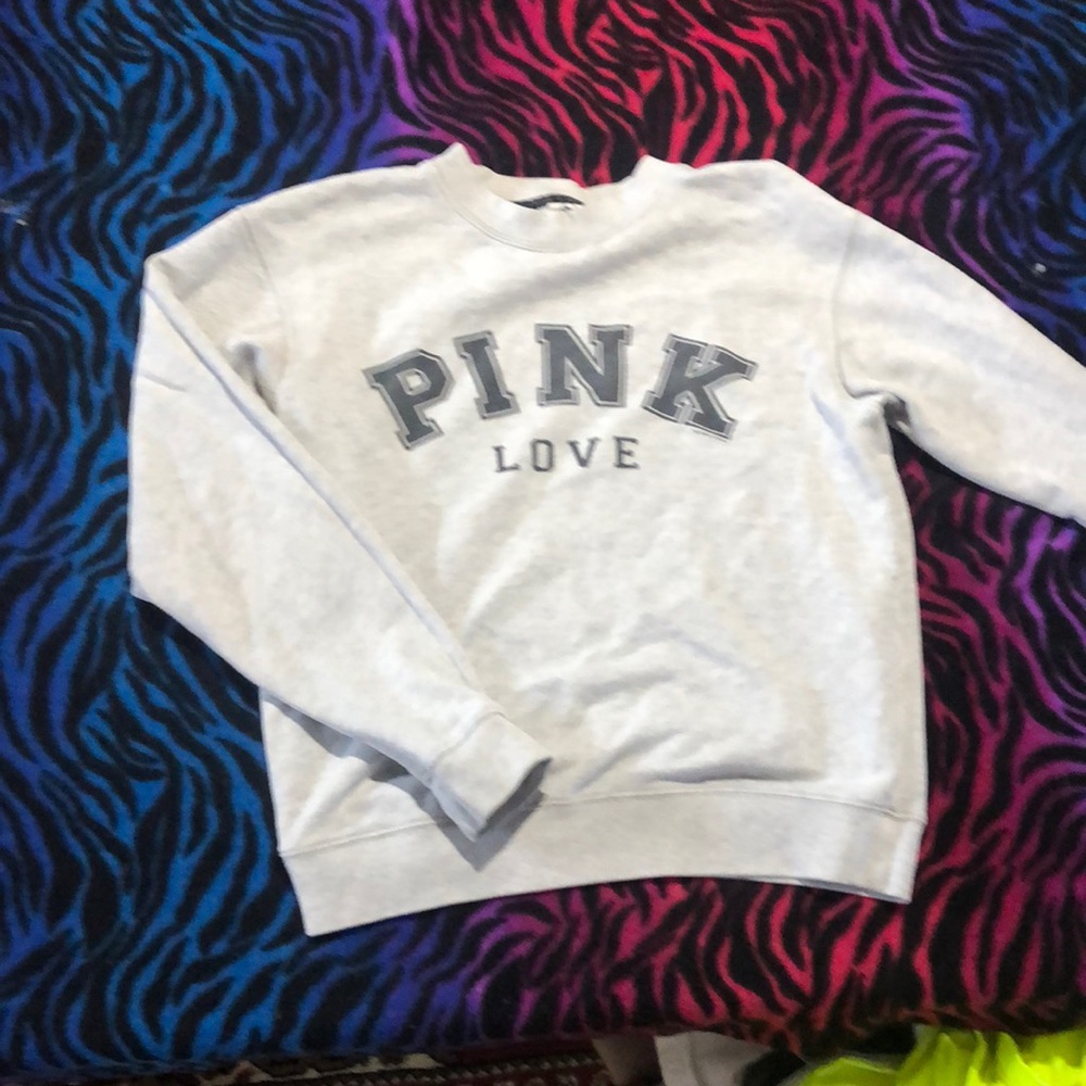 Gray long sleeve
